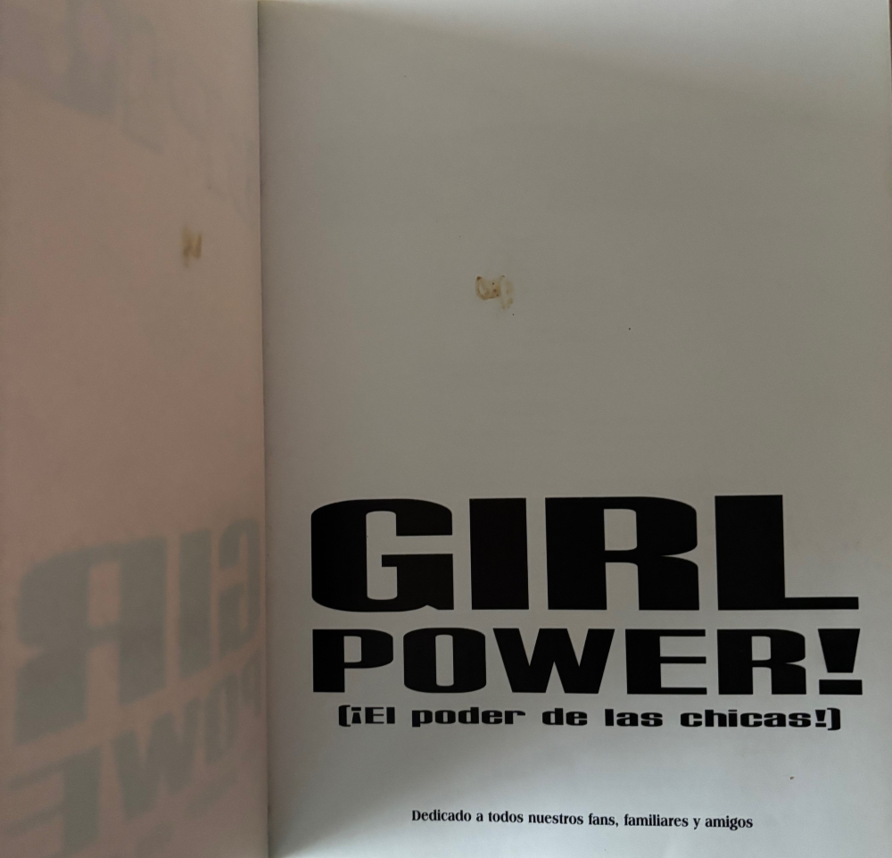 Girl Power: The Official Book de Spice Girls – Libro oficial 1997 | Fotografías y cultura pop de los 90 | Libro vintage - Image 5